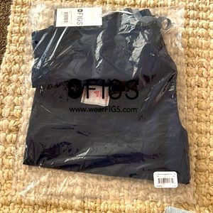 Figs Livingston navy basic pants small/tall